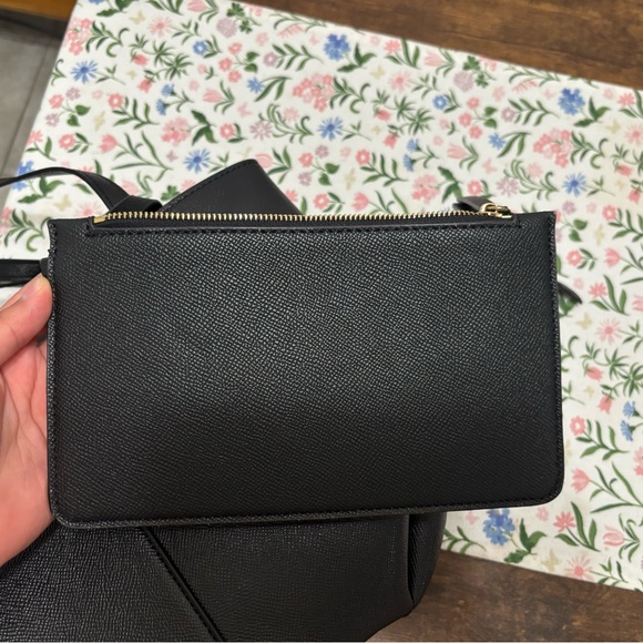 Black Shoulder Bag